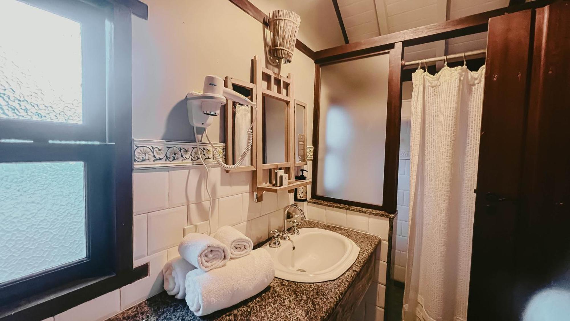 Vila Angatu Eco Resort Spa سانتا كروز كابراليا المظهر الخارجي الصورة